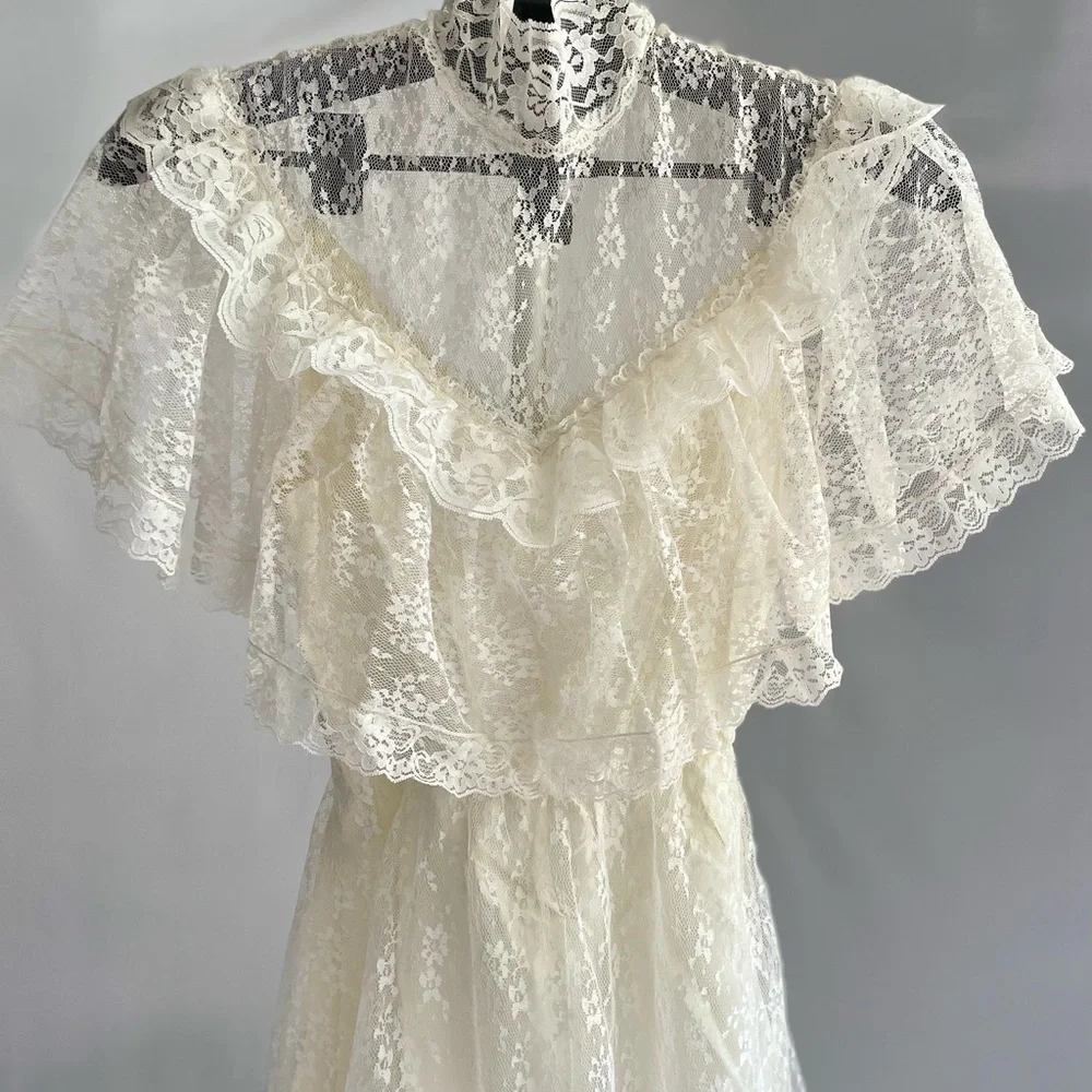 Vintage Ruffled Tiered Off-Shoulder Bridal Gown - Picture 3 of 12